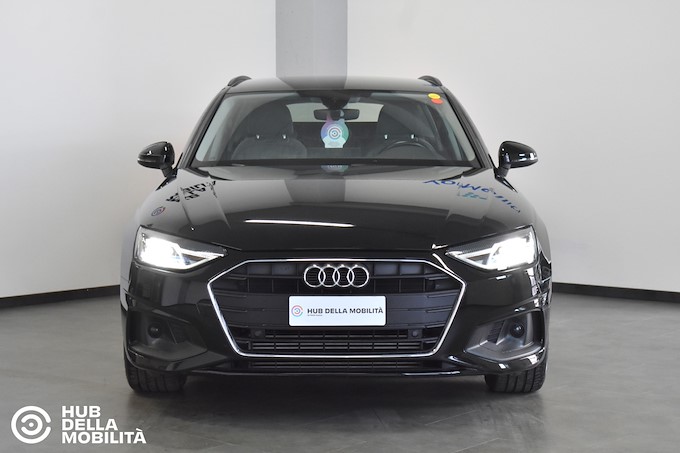 AUDI A4 Avant 40 g-tron S tronic